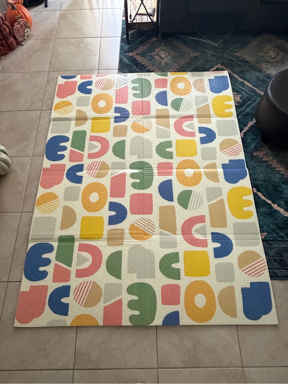 Kids Play Foam Mat - Colorful Geometric Pattern